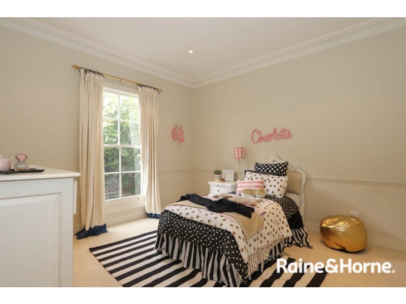 260 Russell Street, Bathurst NSW 2795