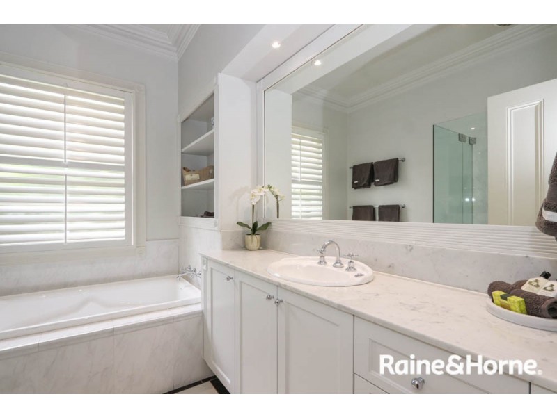 260 Russell Street, Bathurst NSW 2795