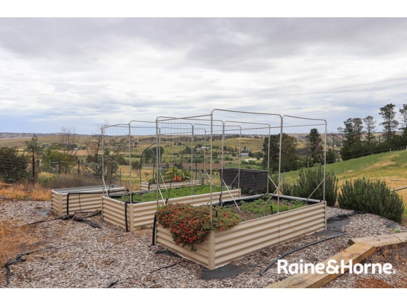 194 Gestingthorpe Road, Perthville NSW 2795