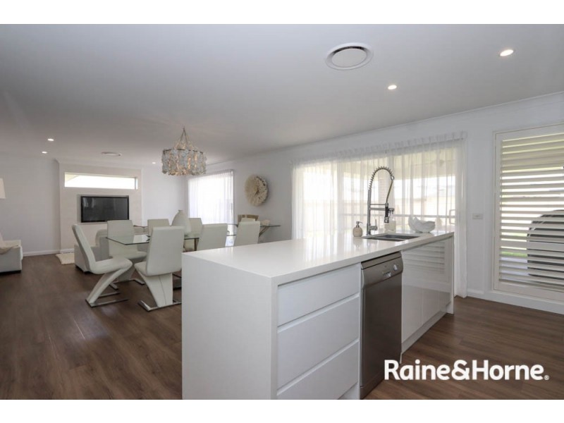 3 Byrne Close, Kelso NSW 2795