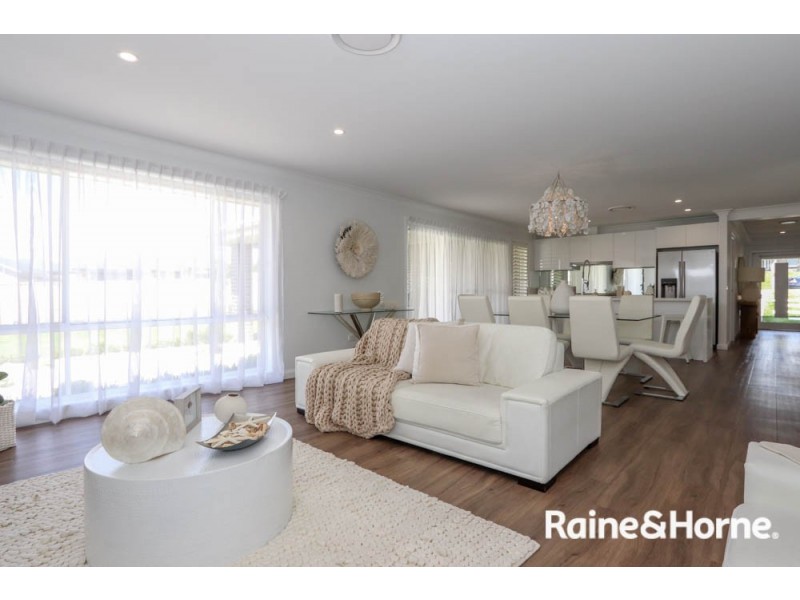 3 Byrne Close, Kelso NSW 2795