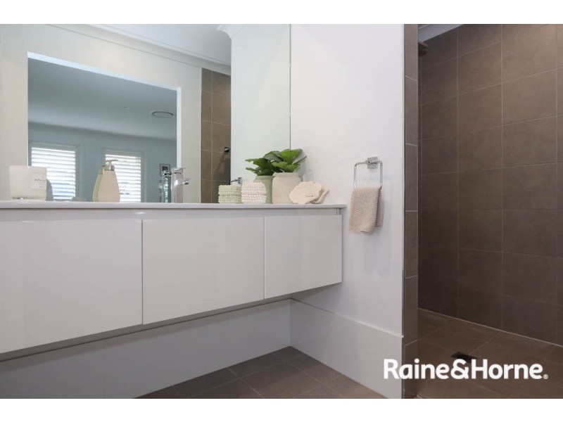 3 Byrne Close, Kelso NSW 2795