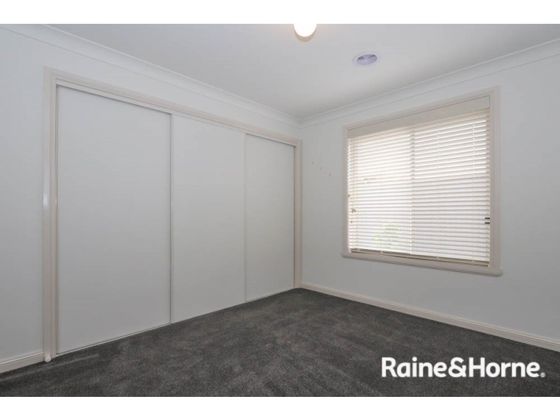 19 Lew Avenue, Eglinton NSW 2795