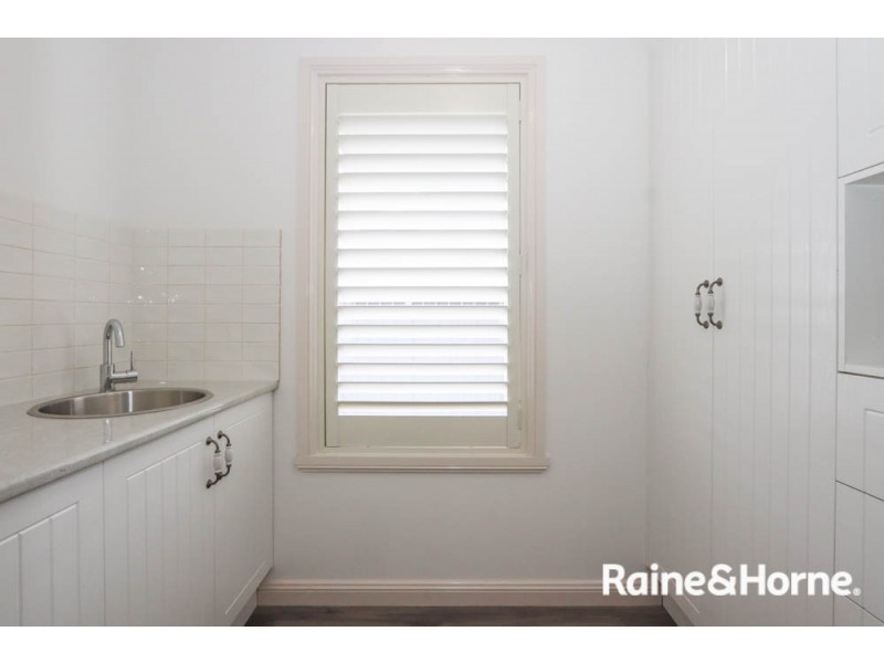 19 Lew Avenue, Eglinton NSW 2795