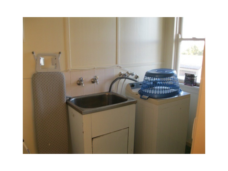 42 Suttor, Bathurst NSW 2795