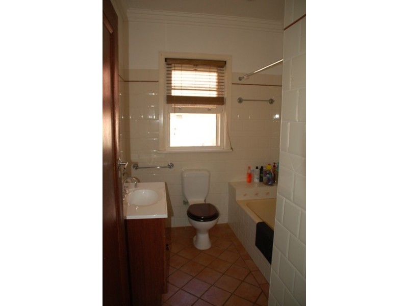 211 Hope, Bathurst NSW 2795