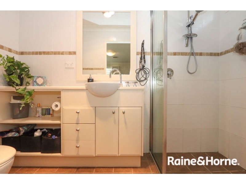 2 Northcott Drive, West Bathurst NSW 2795