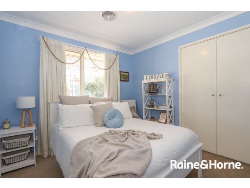 2 Northcott Drive, West Bathurst NSW 2795