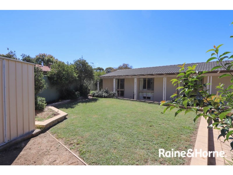 2 Northcott Drive, West Bathurst NSW 2795