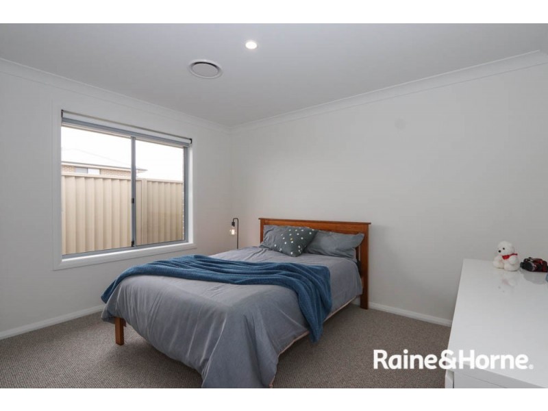 27a Ignatius Place, Kelso NSW 2795