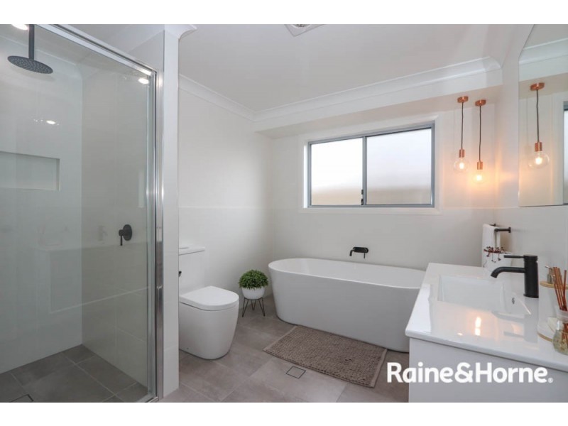 27a Ignatius Place, Kelso NSW 2795