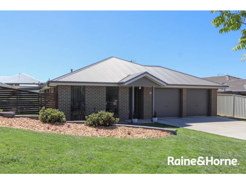 18 Sundown Drive, Kelso NSW 2795