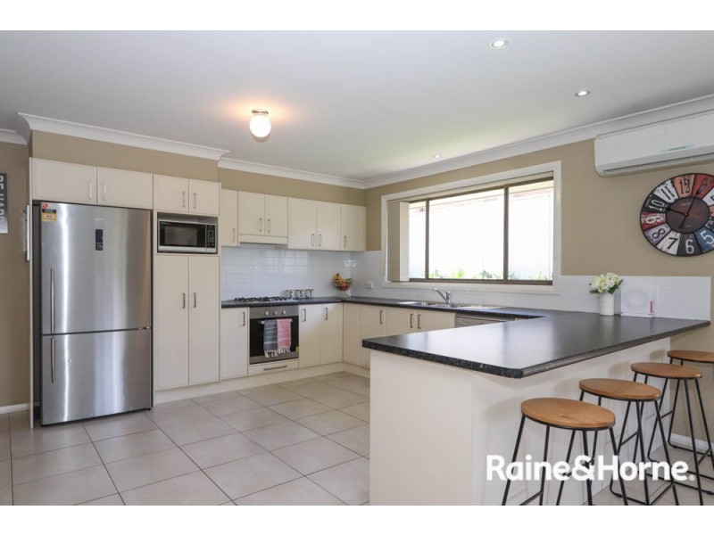 18 Sundown Drive, Kelso NSW 2795