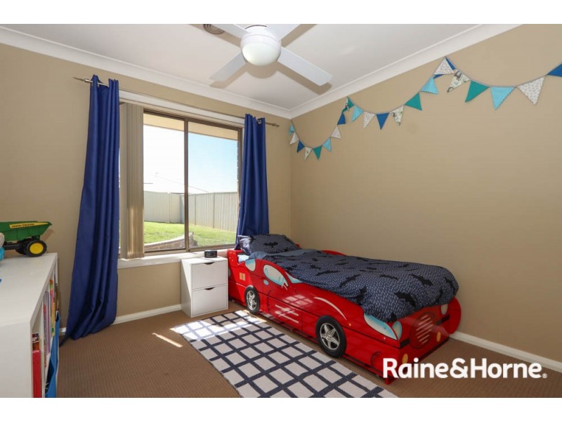 18 Sundown Drive, Kelso NSW 2795