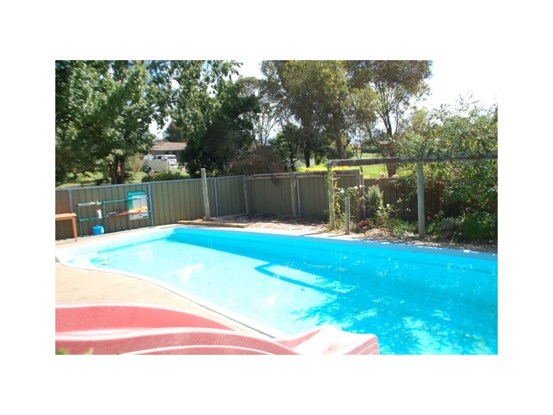 14 Scotford Place, Bathurst NSW 2795