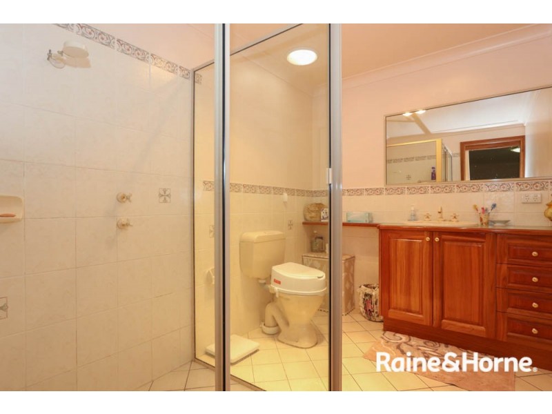 2 Maple Close, Kelso NSW 2795