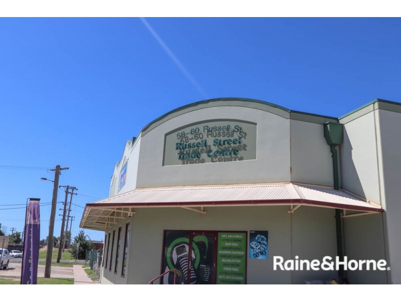 3 / 58-60 Russell Street, Bathurst NSW 2795