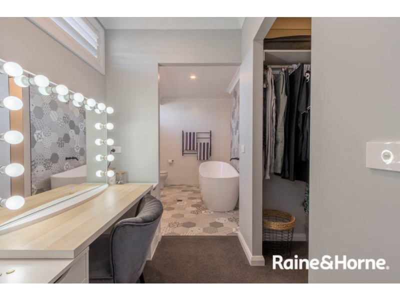 38 Graham Drive, Kelso NSW 2795