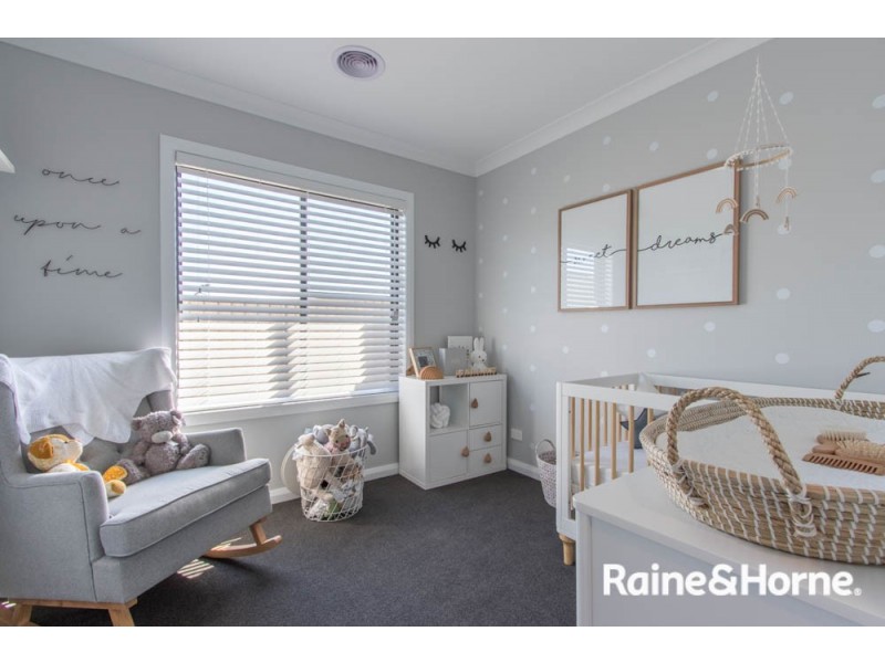 38 Graham Drive, Kelso NSW 2795