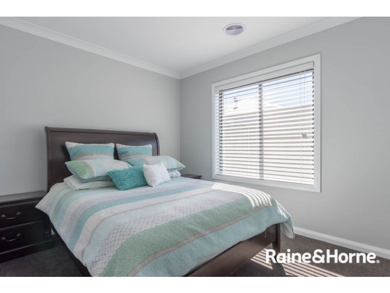 38 Graham Drive, Kelso NSW 2795