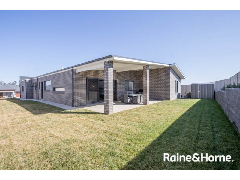 38 Graham Drive, Kelso NSW 2795