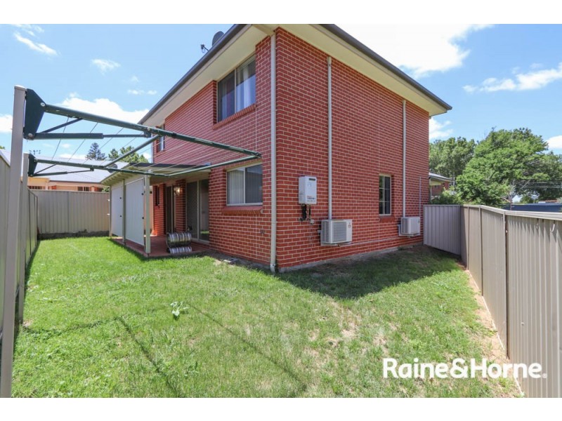 7/130 Howick Street, Bathurst NSW 2795
