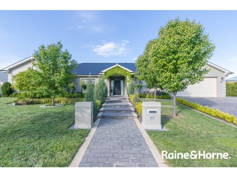 73 McBrien Drive, Kelso NSW 2795