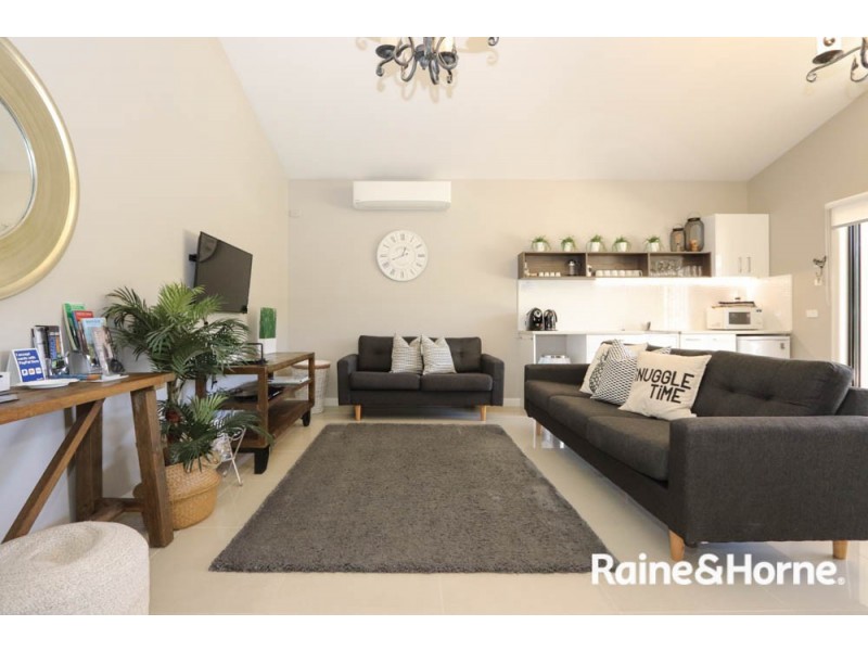 73 McBrien Drive, Kelso NSW 2795