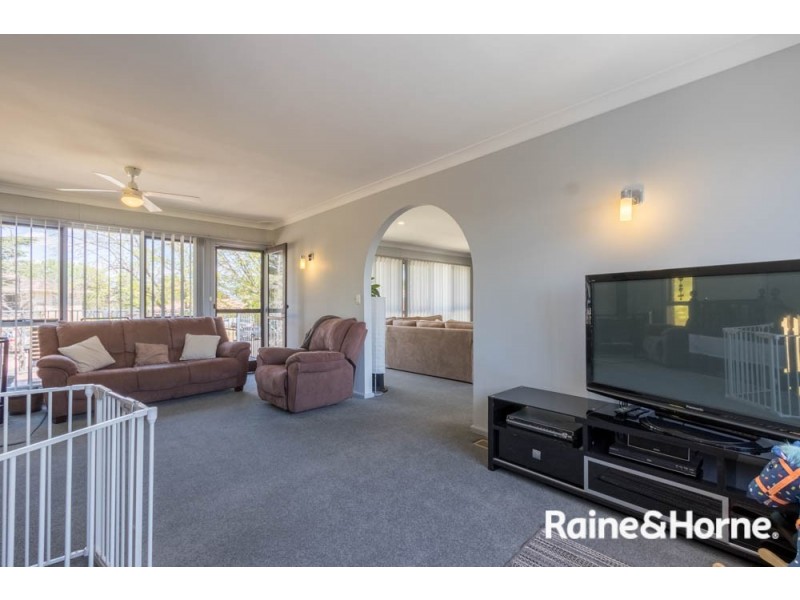 12 Barega Place, Kelso NSW 2795