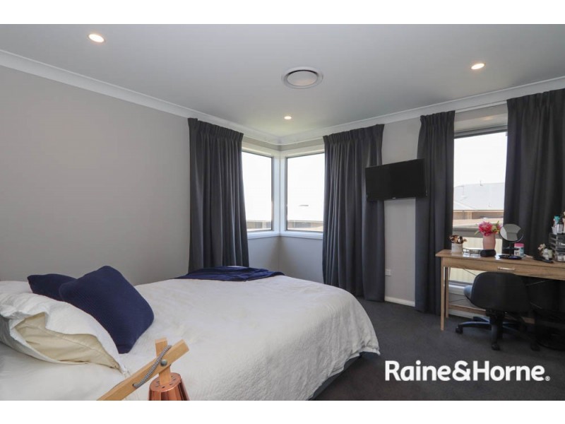 7 Ignatius Place, Kelso NSW 2795