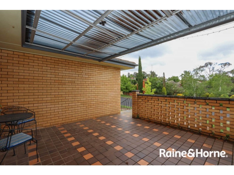 2 Casey Circuit, West Bathurst NSW 2795