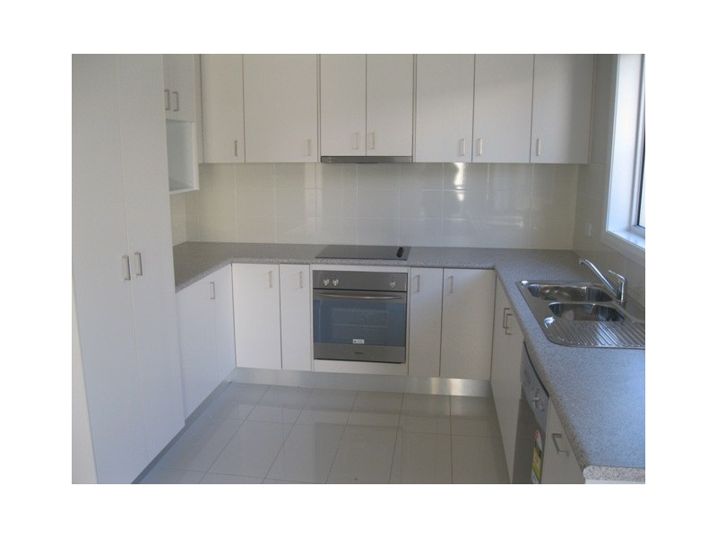 2/117 Morrisset, Bathurst NSW 2795