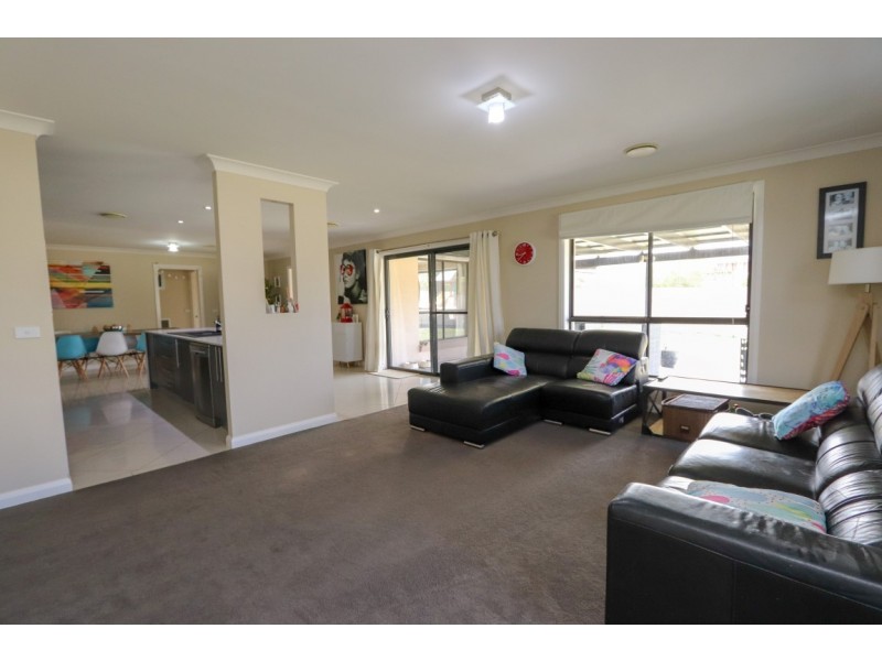 45 Marsden Lane, Bathurst NSW 2795