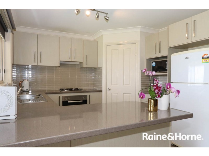 5 Barney Street, Windradyne NSW 2795