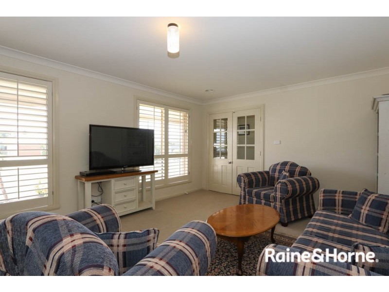 5 Barney Street, Windradyne NSW 2795