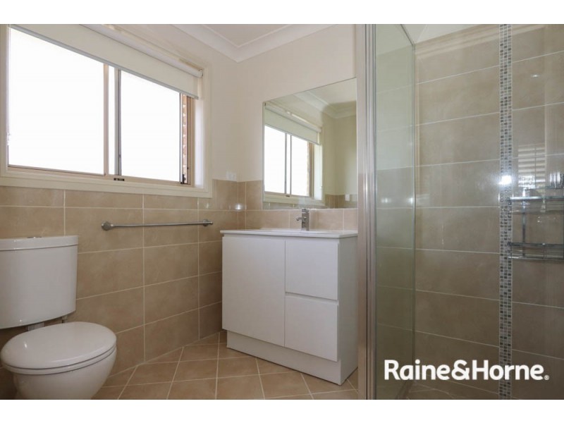 5 Barney Street, Windradyne NSW 2795