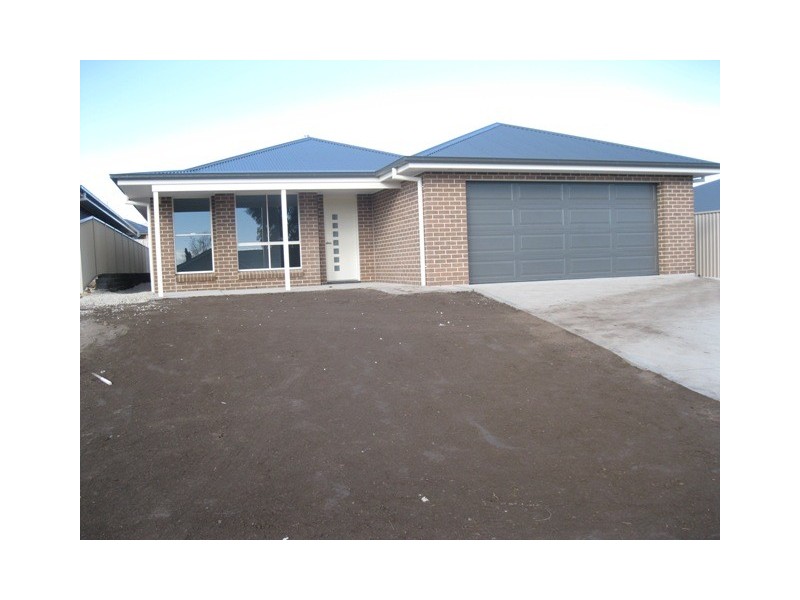 216 Ophir Road, Bathurst NSW 2795