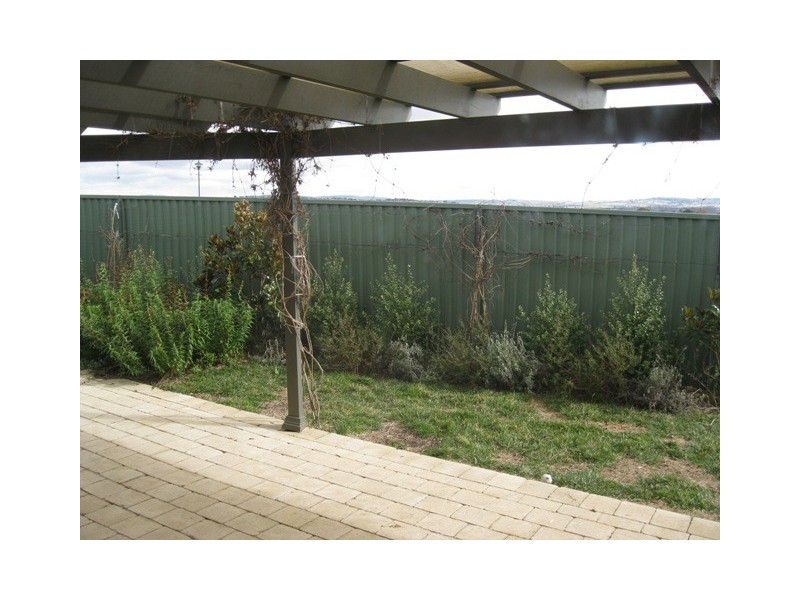 18 Tandora St, Bathurst NSW 2795