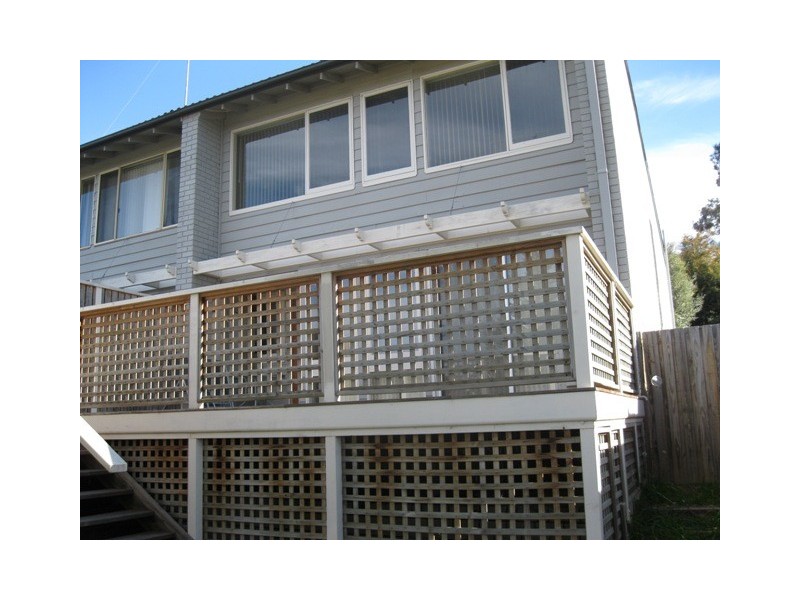 14 Ribbon Gum Place, Bathurst NSW 2795