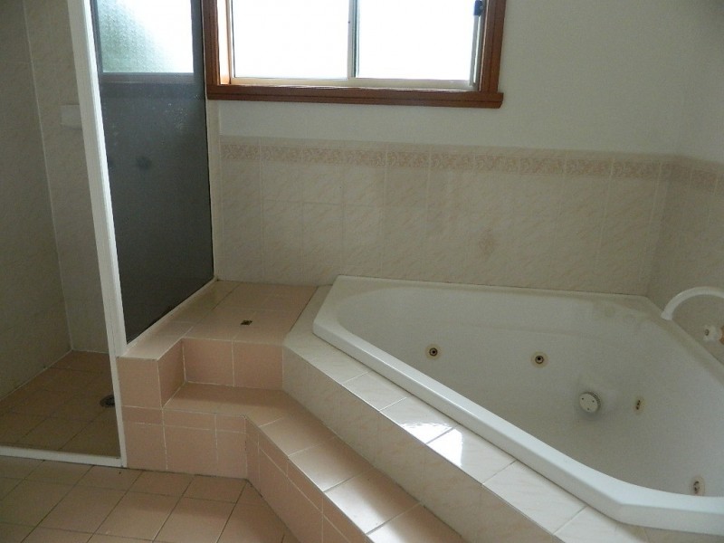 460 Eleven Mile Dr, Bathurst NSW 2795