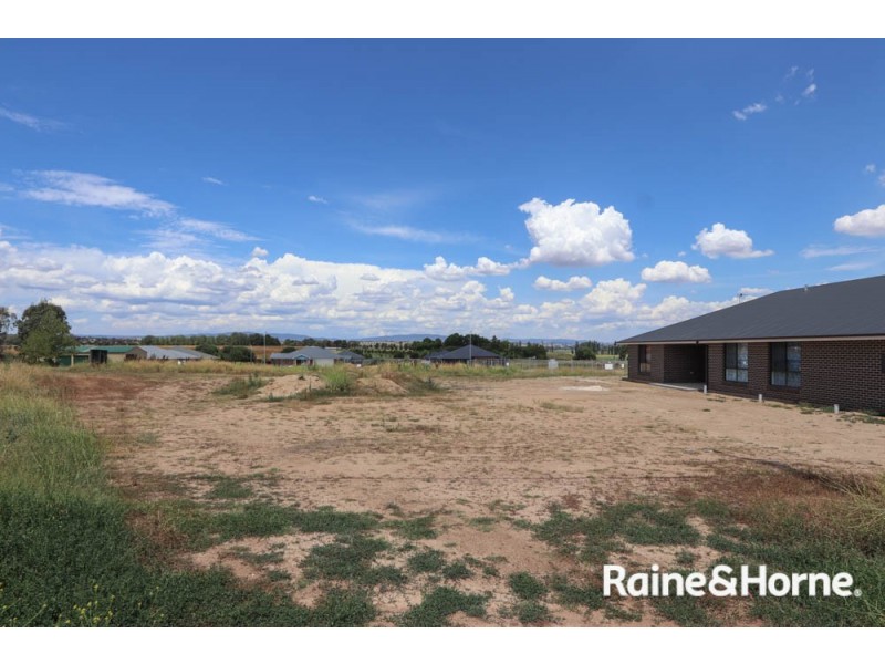 42a Hamilton Street, Eglinton NSW 2795