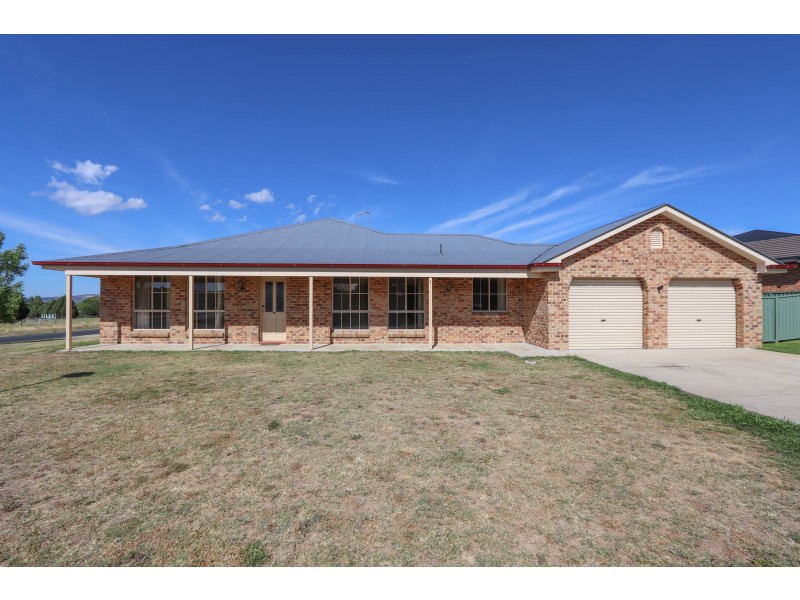 1 Federation Drive, Bathurst NSW 2795