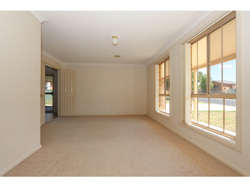 1 Federation Drive, Bathurst NSW 2795
