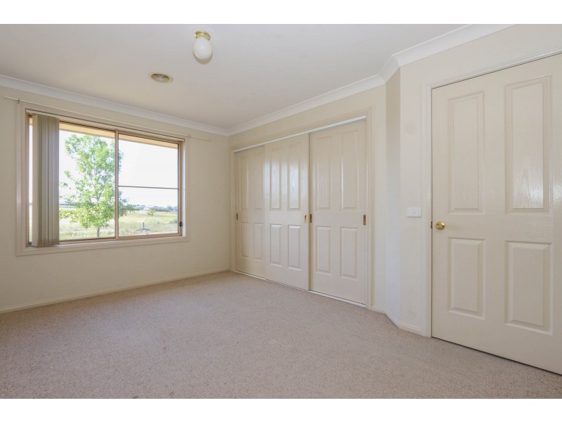 1 Federation Drive, Bathurst NSW 2795