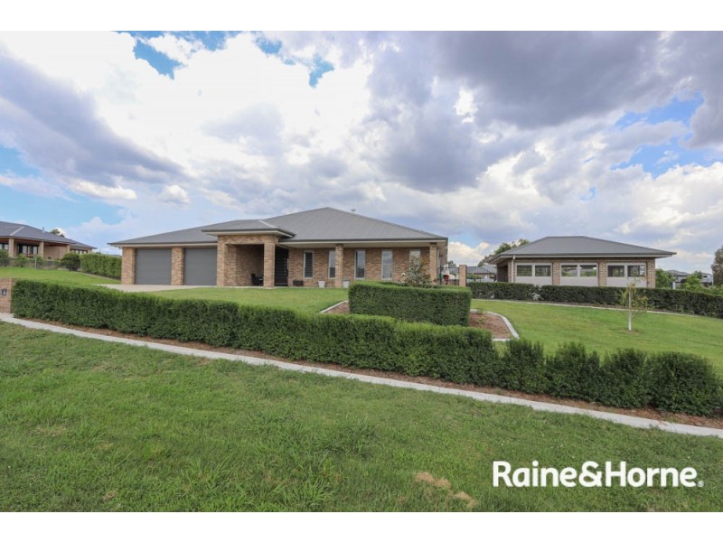 5 Ridgeview Close, White Rock NSW 2795