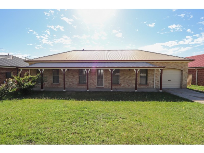 20 Hamilton St, Eglinton NSW 2795