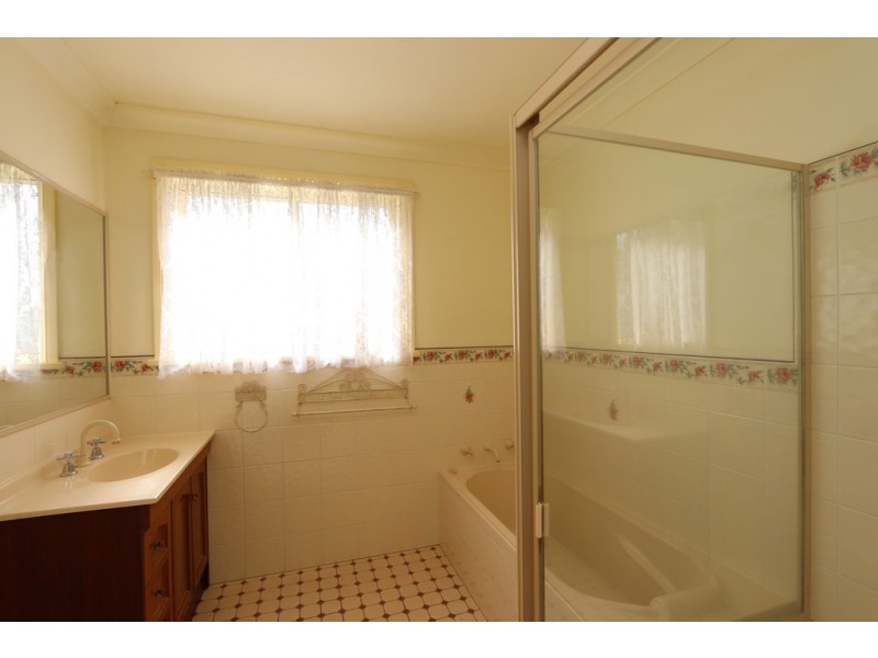 20 Hamilton St, Eglinton NSW 2795