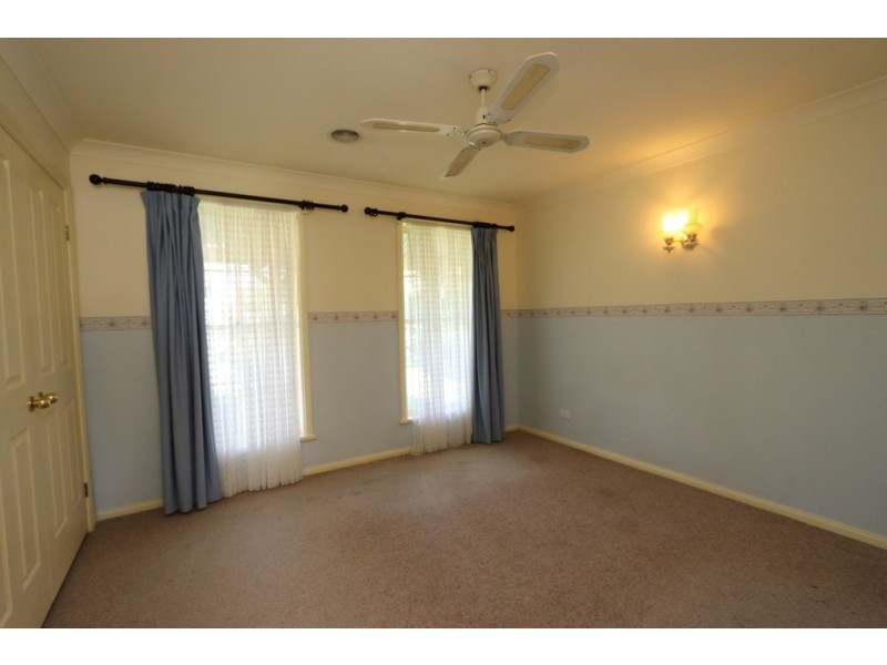 20 Hamilton St, Eglinton NSW 2795