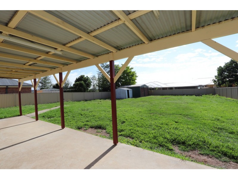 20 Hamilton St, Eglinton NSW 2795