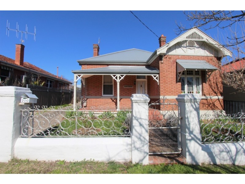 200 Rocket Street, Bathurst NSW 2795